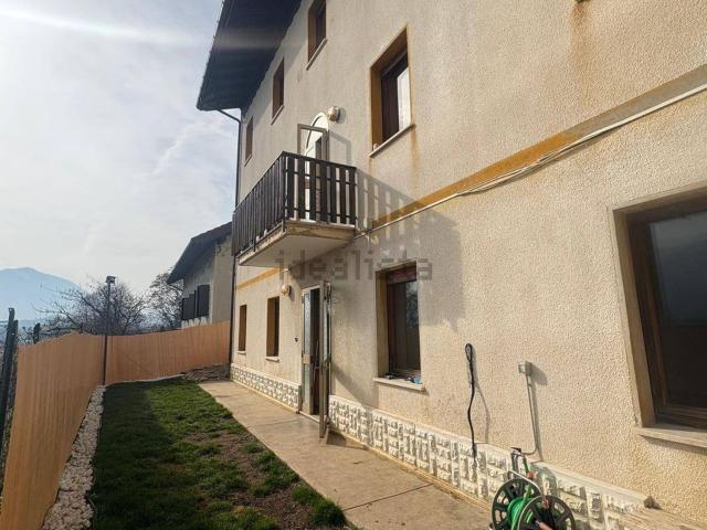 Villetta indipendente in vendita di 160 m² in Via Riva de San Gabriele