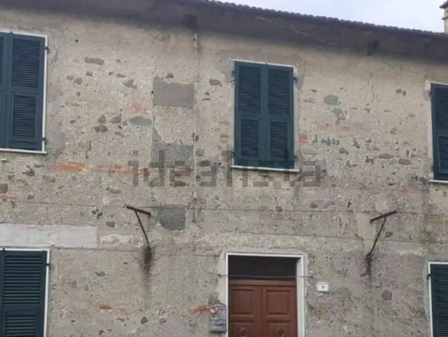 Villetta indipendente in vendita di 160 m² in Via Tresana