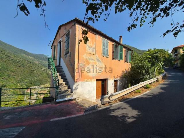 Villetta indipendente in vendita di 160 m² in Via Vittorio Veneto, 15