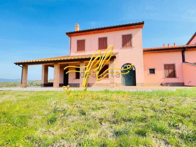 Villetta indipendente in vendita di 160 m² in Via del Paratino