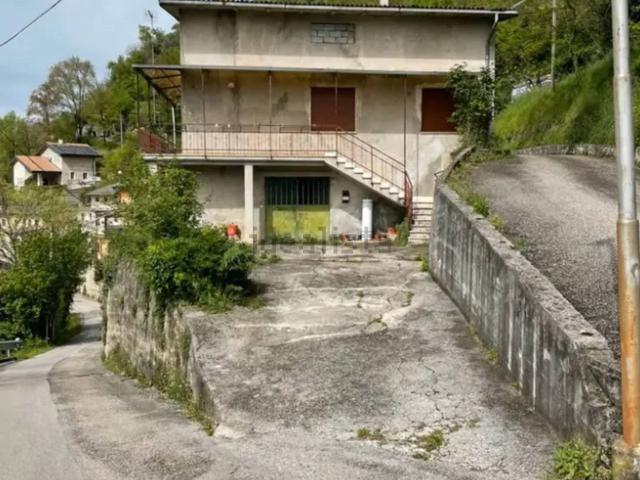 Villetta indipendente in vendita di 160 m² in Via Zaia