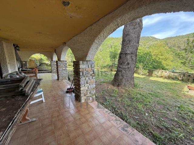 Villetta indipendente in vendita di 160 m² in Viale Rimembranze