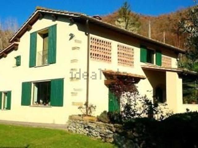 Villetta indipendente in vendita di 160 m² in Corso del Popolo, 103