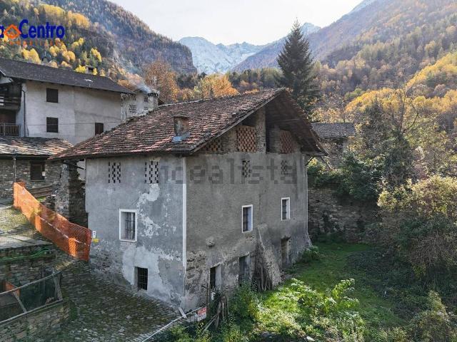 Villetta indipendente in vendita di 160 m² in Frazione Pont d&apos Ael