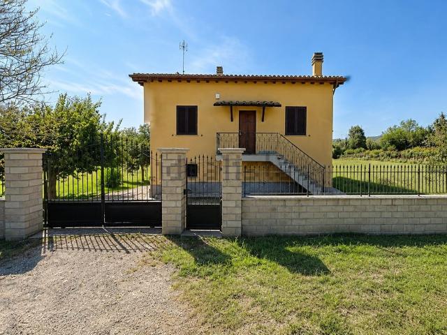 Villetta indipendente in vendita di 160 m² in Località Casettone