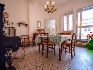 Villetta indipendente in vendita di 160 m² in Piazza Guido da Montefeltro, 13