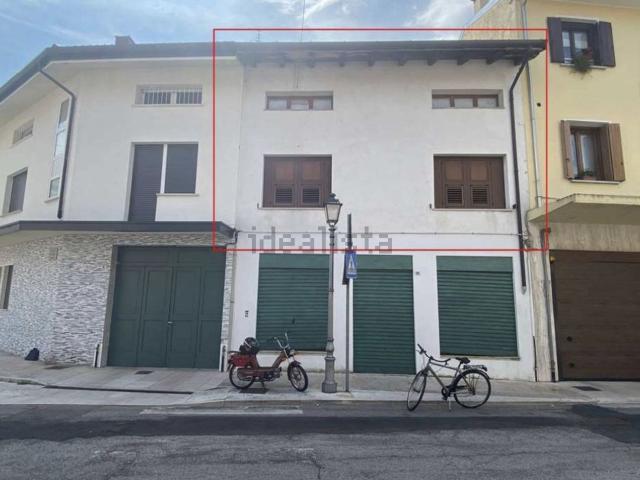 Villetta indipendente in vendita di 160 m² in Piazza Vittorio Emanuele, 10