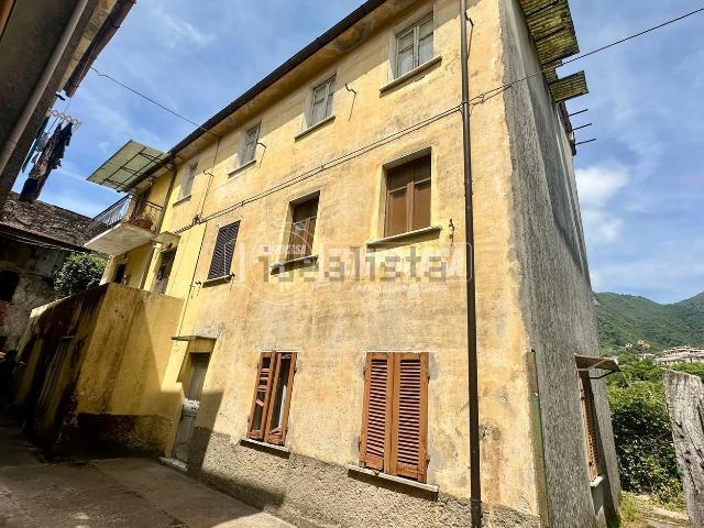 Villetta indipendente in vendita di 161 m² in Via Felice Cavallotti, 101