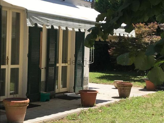 Villetta indipendente in vendita di 161 m² in Via Silvio Pellico
