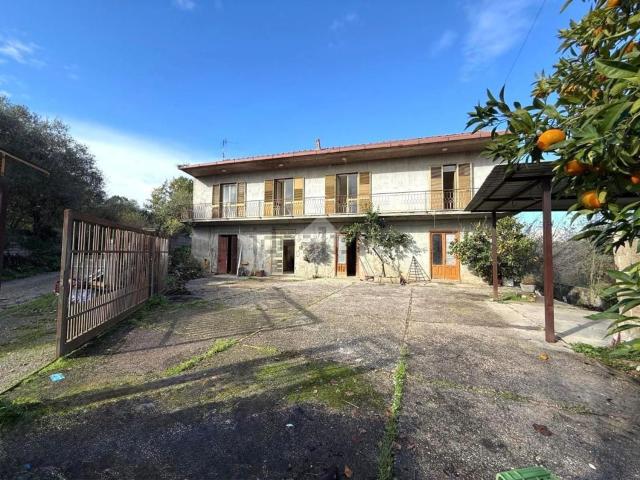 Villetta indipendente in vendita di 161 m² in Via Puopolo, 2