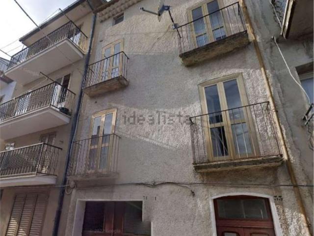 Villetta indipendente in vendita di 161 m² in Via Vincenzo Bellini, 41