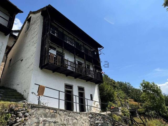 Villetta indipendente in vendita di 161 m² in Frazione Monteossolano
