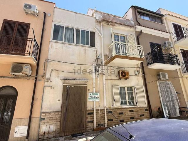 Villetta indipendente in vendita di 162 m² in Via dei Mille, 65