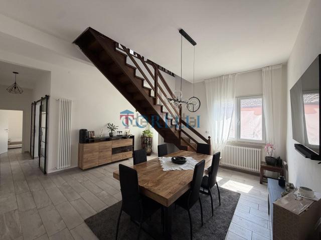Villetta indipendente in vendita di 162 m² in Via del Castello, 4