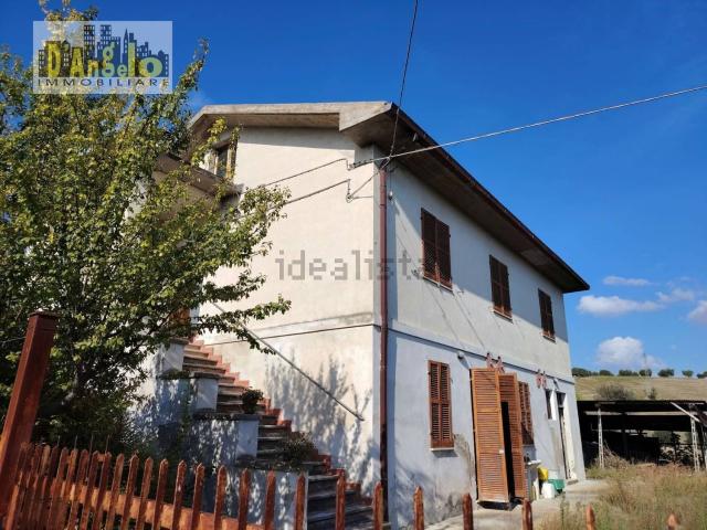 Villetta indipendente in vendita di 162 m² in Contrada Valle San Martino