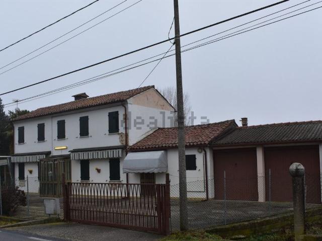 Villetta indipendente in vendita di 163 m² in Via Cappelline, 60