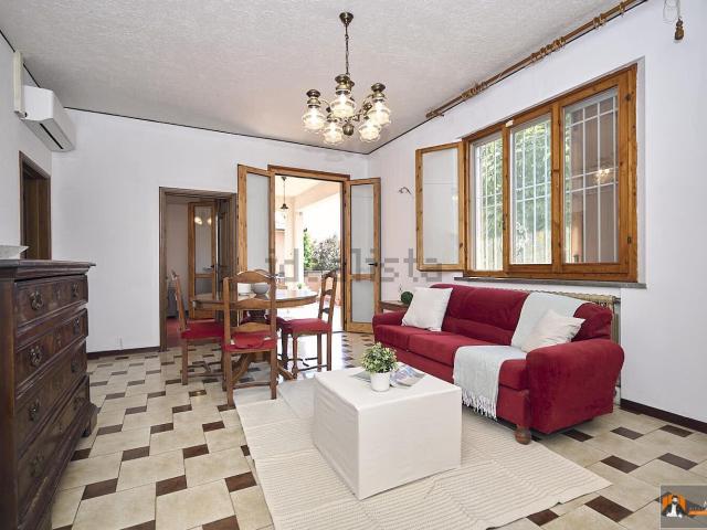 Villetta indipendente in vendita di 163 m² in Via Don Felice Zucchini, 14