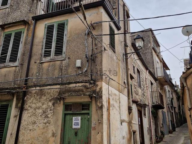 Villetta indipendente in vendita di 163 m² in Via San Rosalia, 40