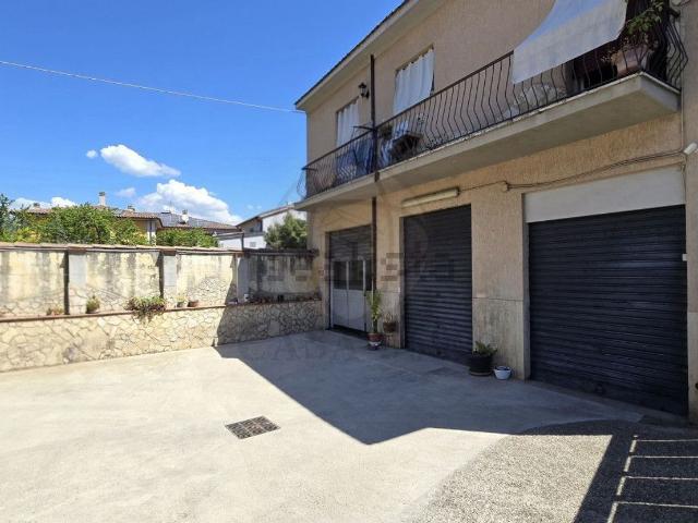 Villetta indipendente in vendita di 163 m² in Via San Valentino, 65