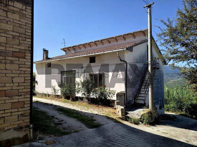 Villetta indipendente in vendita di 163 m² in Contrada Cacciotoli, 5
