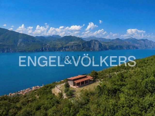 Villetta indipendente in vendita di 163 m² in Località Fasor