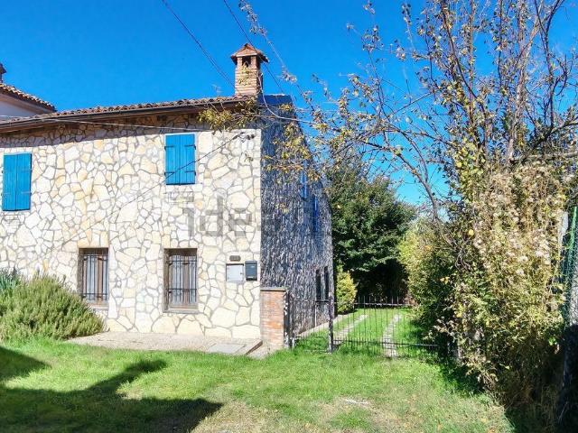 Villetta indipendente in vendita di 163 m² in Località Paradiso di Fornello, 134