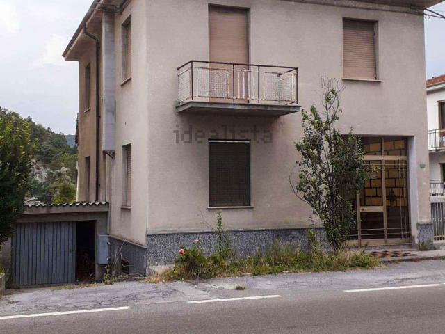 Villetta indipendente in vendita di 164 m² in Via Giuseppe Mazzini