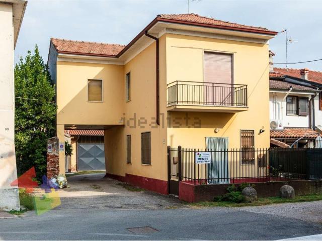 Villetta indipendente in vendita di 164 m² in Via Gian Paolo Annoni, 37