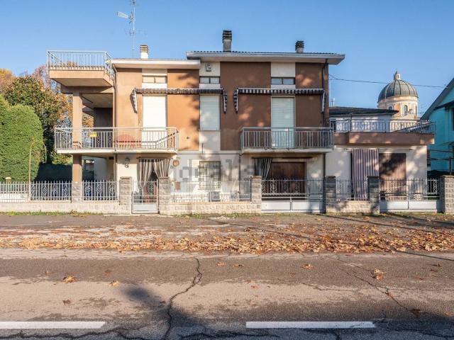 Villetta indipendente in vendita di 164 m² in Viale della Libertà, 30