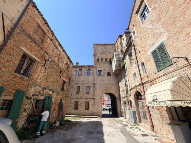 Villetta indipendente in vendita di 165 m² in Via Corte del Castello