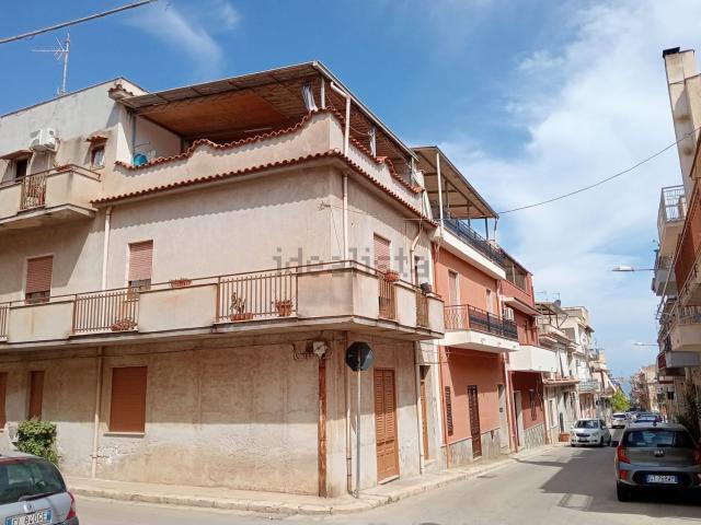 Villetta indipendente in vendita di 165 m² in Via Calatafimi, 66