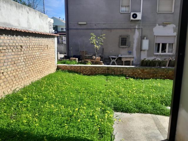 Villetta indipendente in vendita di 165 m² in Via di Sotto