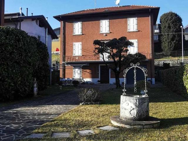 Villetta indipendente in vendita di 165 m² in Via don Pelucchi, 7