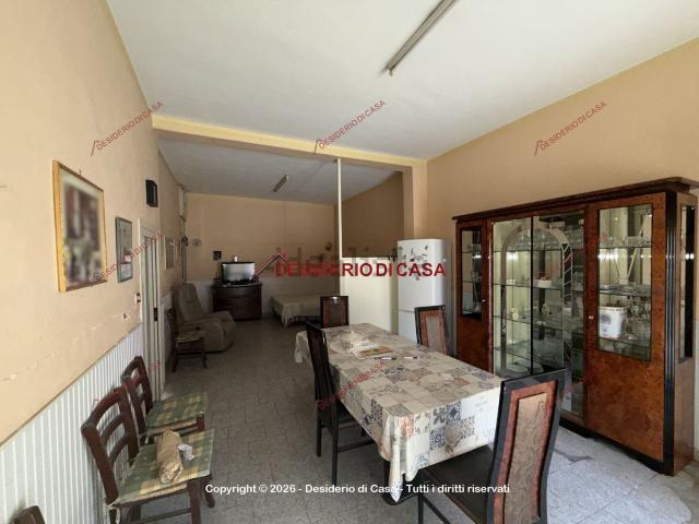 Villetta indipendente in vendita di 165 m² in Via della Rinascita, 31