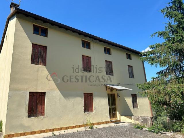 Villetta indipendente in vendita di 165 m² in Via Fontanelle, 19
