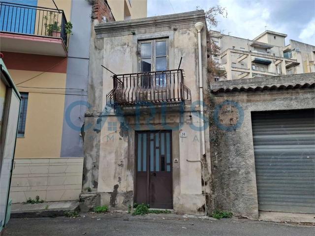 Villetta indipendente in vendita di 165 m² in Via Mamertini