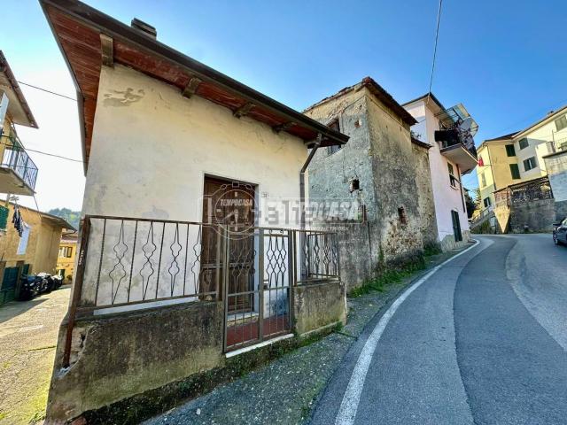 Villetta indipendente in vendita di 165 m² in Via Nucleo Mirteto Alto, 59