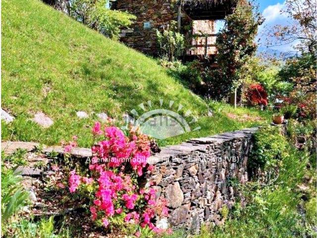 Villetta indipendente in vendita di 165 m² in Via Settembre, 10
