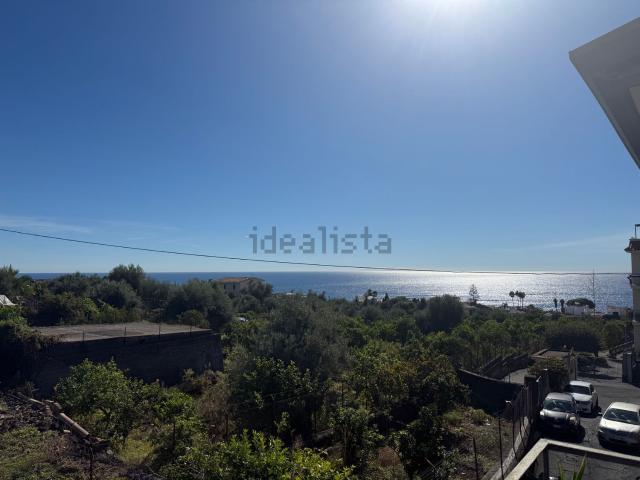 Villetta indipendente in vendita di 165 m² in Via Stazzone