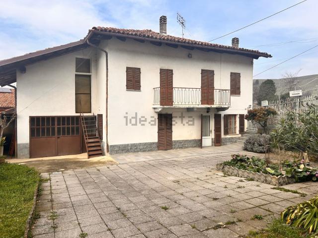 Villetta indipendente in vendita di 165 m² in Via Roma, 6