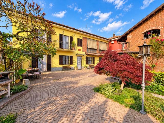 Villetta indipendente in vendita di 165 m² in Via Valperga, 23