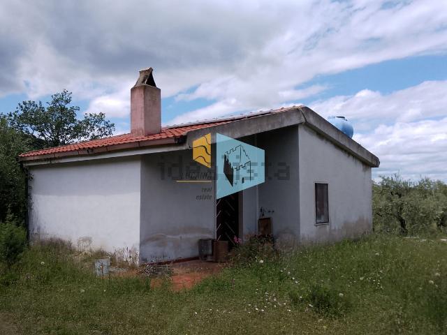 Villetta indipendente in vendita di 165 m² in Contrada Pietrosa
