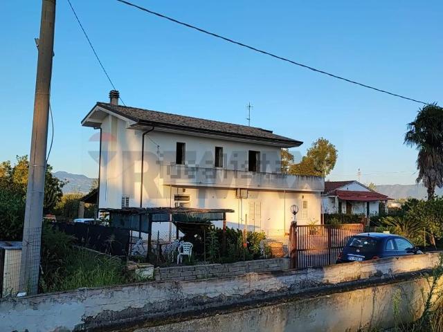 Villetta indipendente in vendita di 166 m²