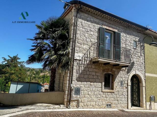 Villetta indipendente in vendita di 166 m² in Via Caselluccia, 1