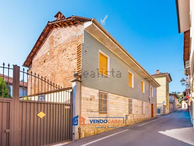 Villetta indipendente in vendita di 166 m² in Via Bonino, 7