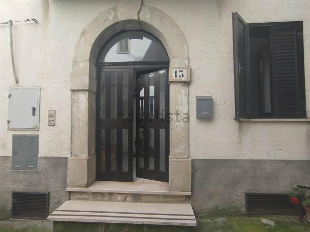 Villetta indipendente in vendita di 166 m² in Via Giuseppe Garibaldi