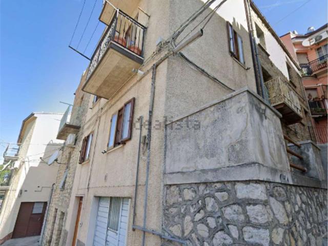 Villetta indipendente in vendita di 166 m² in Via Fontana
