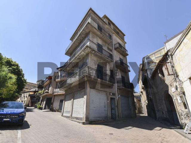 Villetta indipendente in vendita di 166 m² in Via Pardo, 1