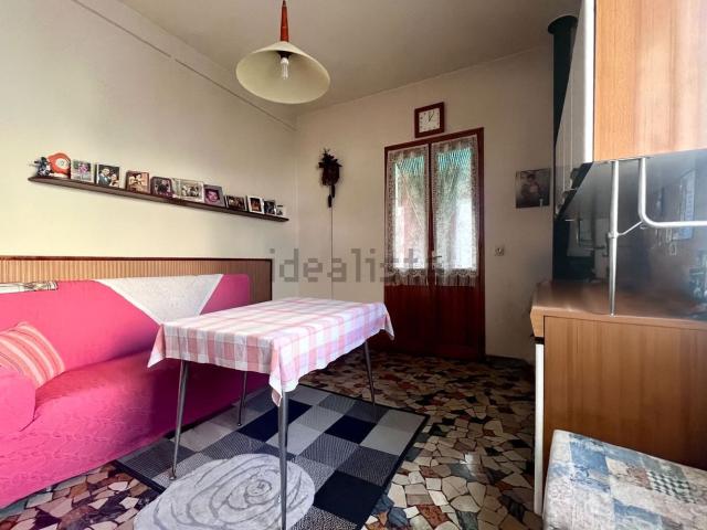 Villetta indipendente in vendita di 166 m² in Via Ticino, 83