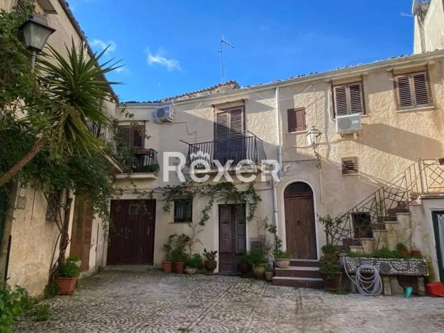 Villetta indipendente in vendita di 166 m² in Cortile Di Giovanni